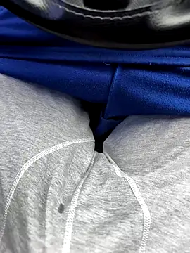 hakan07383 online show from February 6, 5:48 am