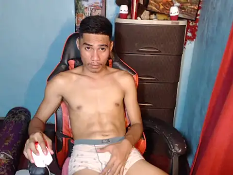 mrsexyteens online show from November 28, 1:13 pm