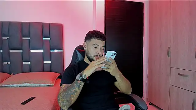 noah corvelle online show from November 7, 11:19 pm