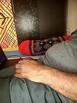 RubyEntity online show from January 8, 8:30 am