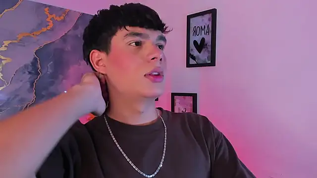 Isaac Kurtt online show from December 15, 7:22 pm