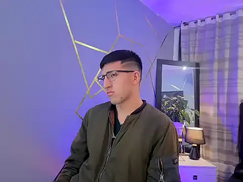 Un Sluttyy online show from November 15, 11:45 am