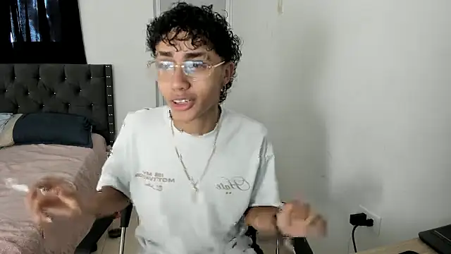 raccon master online show from November 18, 6:11 pm