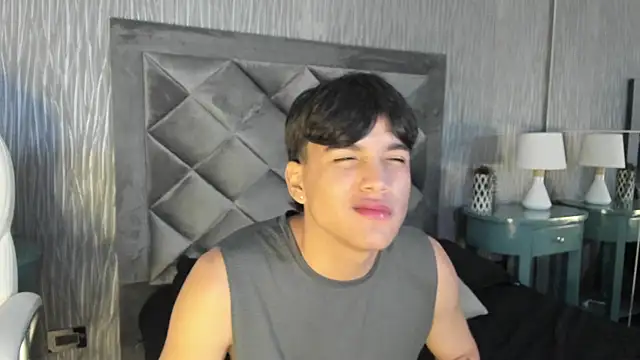 Mike Harper online show from November 9, 3:32 am