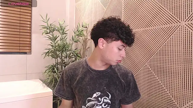 Noah dupont  online show from December 18, 11:50 am