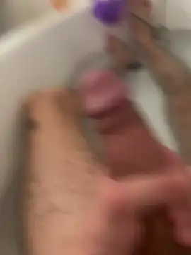 groschibre40100 online show from April 11, 11:36 am