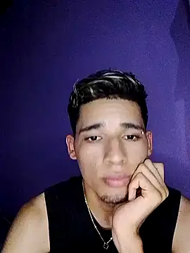 Flavioaponte online show from November 9, 6:28 am