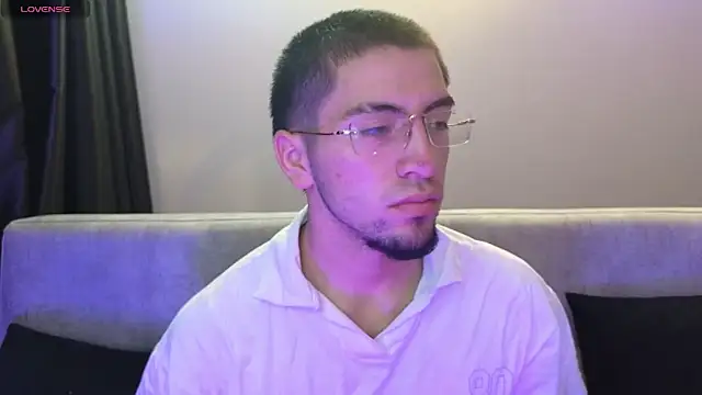 AresMassimoX online show from March 28, 3:01 pm