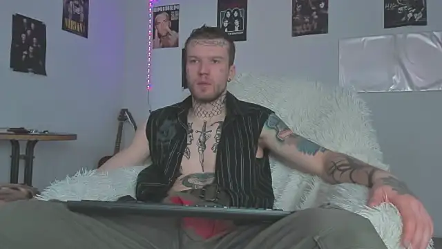 Huntall77 online show from March 27, 6:39 am