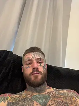 magicmichaell online show from April 6, 2:51 pm