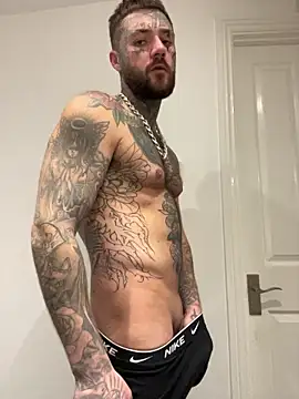 magicmichaell online show from November 15, 5:15 pm