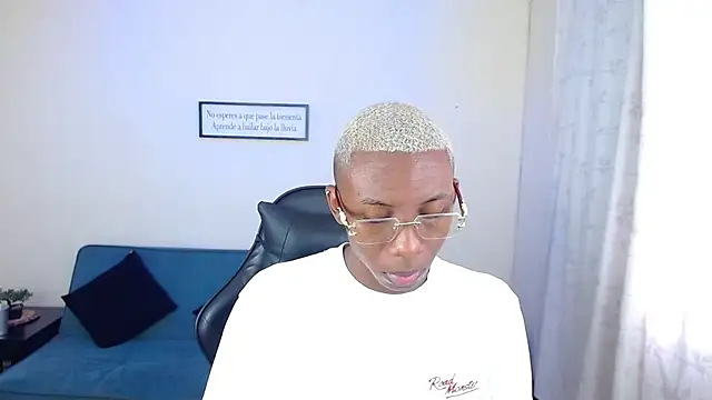 Miilo18 online show from January 10, 9:06 pm