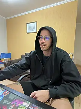 Lucasjandre online show from July 26, 10:45 am