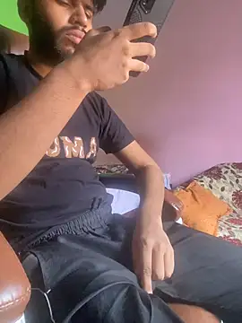 hotyyyyjonny online show from June 24, 4:04 am