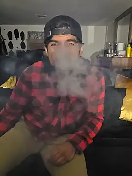 piggylatino online show from March 23, 4:07 am