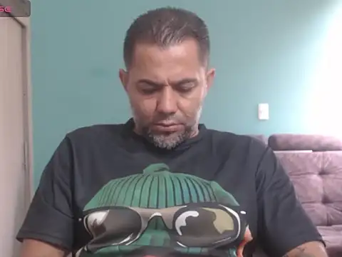 Alexander Halls online show from February 2, 1:30 pm