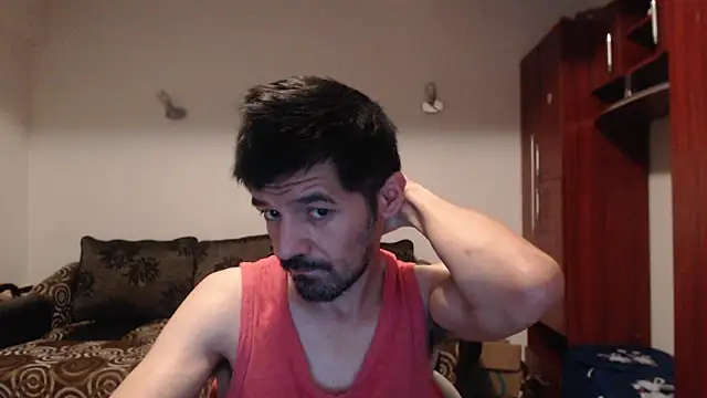 Snapshot of Dale_E chatting on December 5, 1:36 am Dale E online show from December 5, 1:36 am