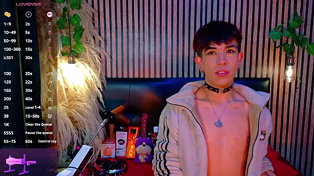 Angeldust19 online show from February 27, 4:24 am