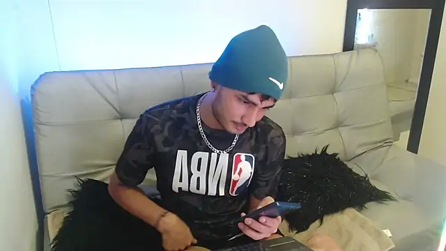 Brunicci online show from November 14, 7:10 am