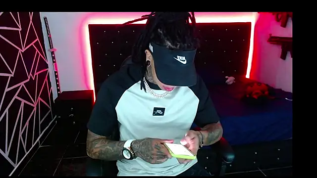 Zero-X9 online show from November 18, 11:26 pm