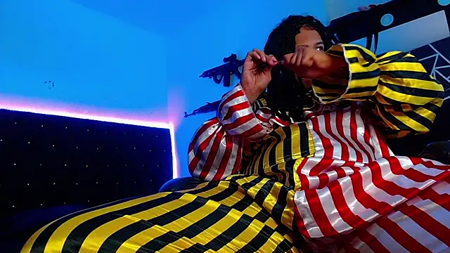 Zero-X9 online show from February 20, 8:32 pm