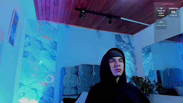 James Adams 01 online show from March 4, 11:28 am