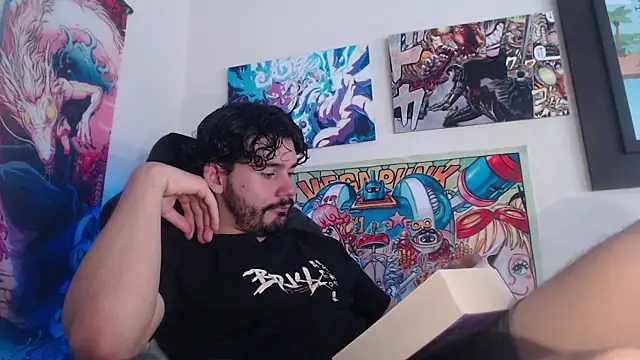 LuciferSantoryu online show from April 13, 9:37 pm