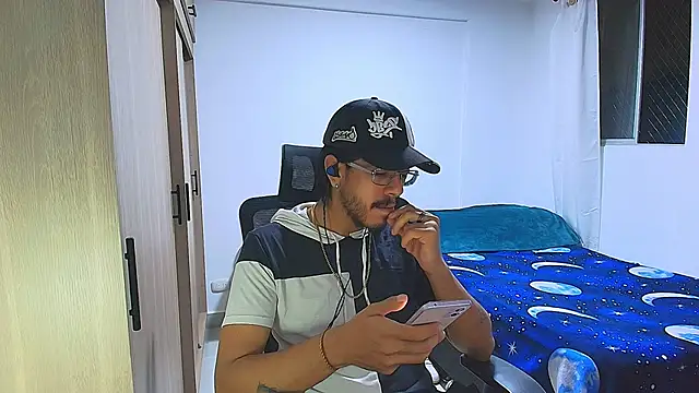 naitt  online show from December 16, 1:45 am