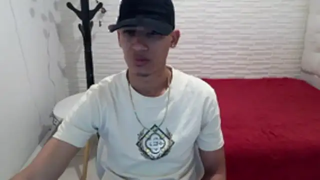 willytal2025 online show from January 12, 2:54 pm