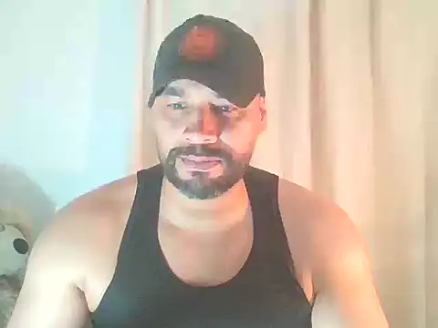 musclehetero online show from February 3, 10:26 pm