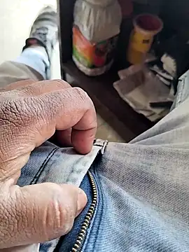 Roy   121 online show from March 12, 8:33 am