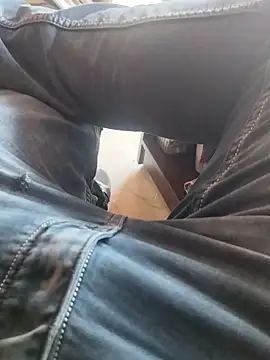 Roy   121 online show from February 20, 11:01 am