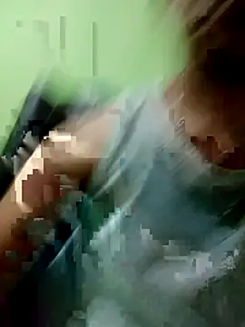 DestinedSpark23 online show from December 3, 11:33 pm