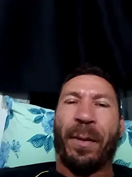 RobertoLuiz84 online show from March 9, 12:04 am