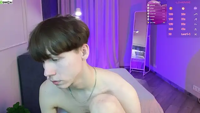 cuMte boy online show from March 7, 1:03 am