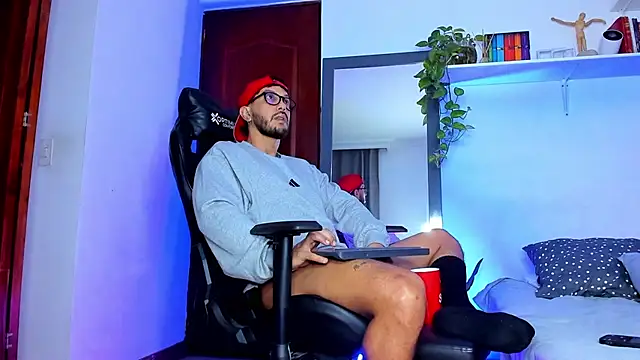 JotaCeliz online show from March 28, 10:48 am