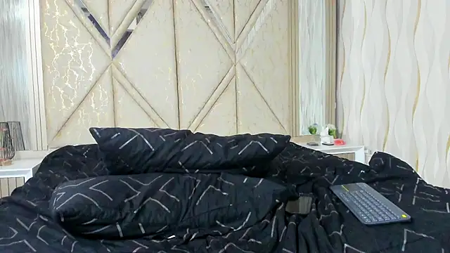 The big twink x online show from November 23, 9:15 pm