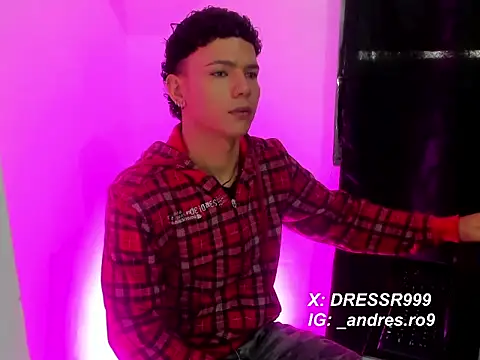 secret justin7 online show from December 4, 12:12 pm