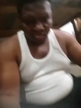 LovelyHughes online show from December 20, 8:32 am