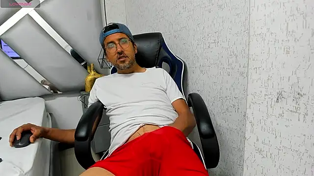 DANIDICK VC online show from December 2, 12:30 pm