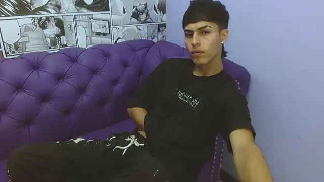 Ethan Jamees online show from January 8, 7:52 pm