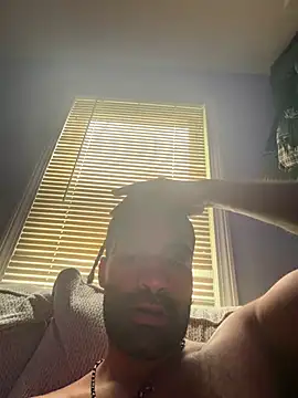 Chrisd3195 online show from April 25, 8:28 pm