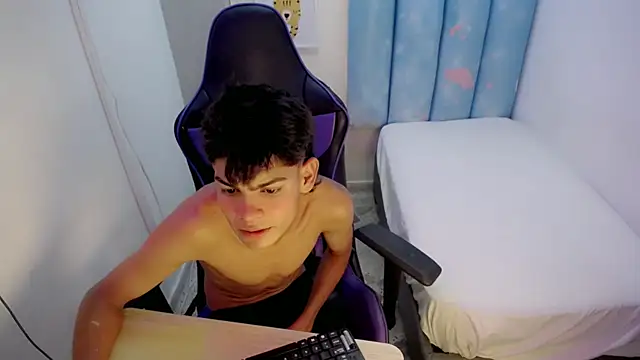 Lil babyyy  online show from December 2, 4:48 am