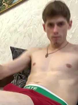 FreeRich online show from December 19, 4:09 am