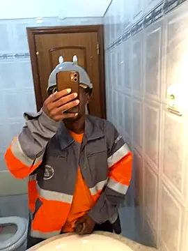 CorrectBrook76 online show from December 4, 11:45 pm