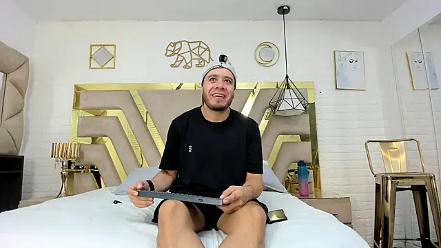 garcia jacob  online show from December 18, 12:45 pm