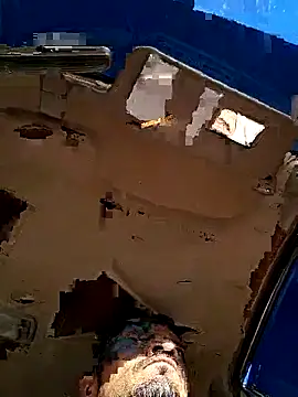 Snapshot of Guero0751@xh chatting on October 24, 11:17 pm Guero0751xh online show from October 24, 11:17 pm