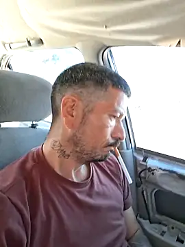 Snapshot of Guero0751@xh chatting on September 11, 4:50 pm Guero0751xh online show from September 11, 4:50 pm