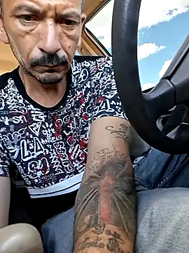 Snapshot of Guero0751@xh chatting on September 9, 9:46 pm Guero0751xh online show from September 9, 9:46 pm