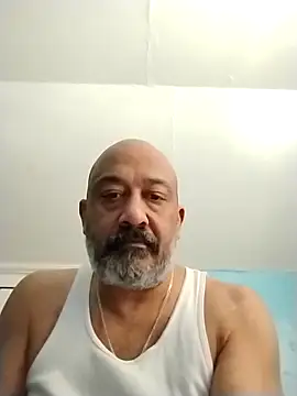 coach7823 online show from December 5, 5:09 pm